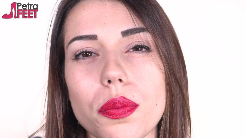 Smokin Fetish: Smoking and face fetish with amazing teen