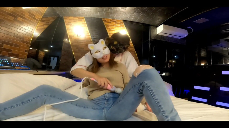 LuuLee0804: Wanita mesum ini muasin memeknya pakai masturbasi listrik sampai matanya...