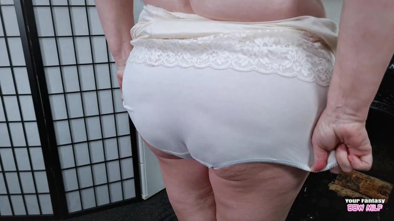 BBW_Wife: นมใหญ่และกางเกงในสีขาว - เมียสาวสวยตัวใหญ่ไร้เดียงสานมใหญ่ของจริงทั้งหมด