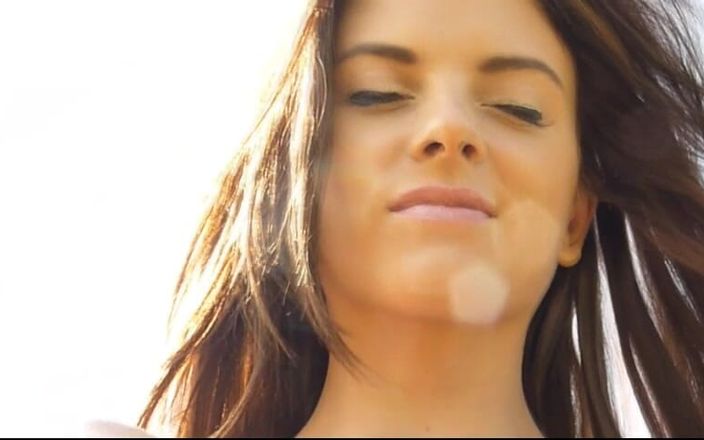 Watch4beauty: On the Hill