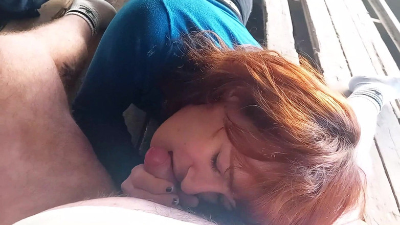 RedLili: Oudere man neukt een klein transmeisje schatje