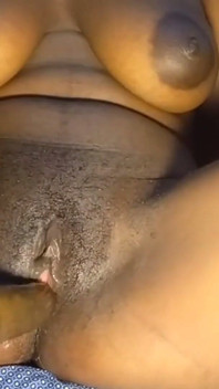 Nigerian Girl Beat Her Pussy so Bad