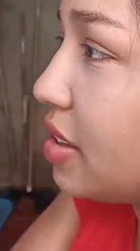 Můj soused mě opravdu chce ošukat, plním mu jeho přání. Někdy musíš být děvkou pro své sousedy.