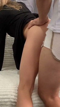 مصة مذهلة من شقراء ساخنة
