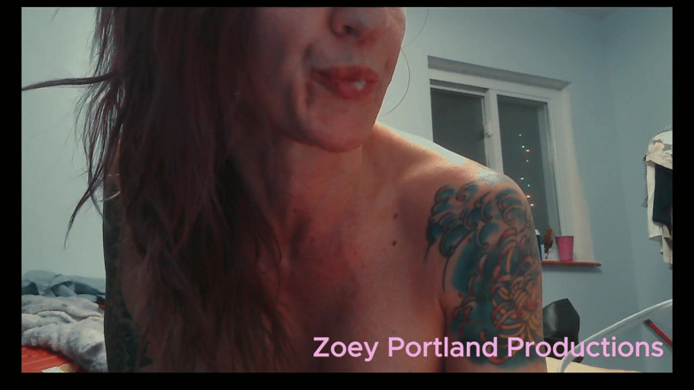 Zoey Portland: Zoey Portland Pornstar Plays with Pussy 2026