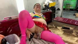 Lubangnya menganga lebar!!