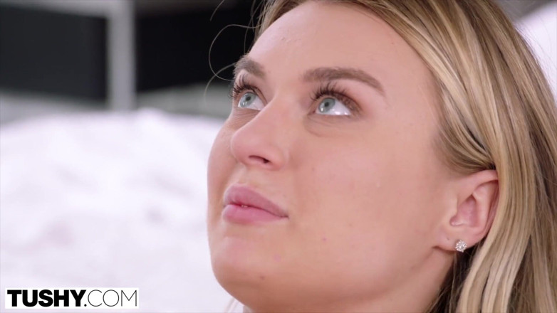 Tushy: TUShy - Una penetrazione profonda con mio marito e l'ex ragazzo