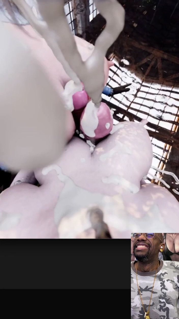 L6RD7BLU3 FUTA: Transgênero 2b pau esfrega outro transgênero na chuva até gozar ao...