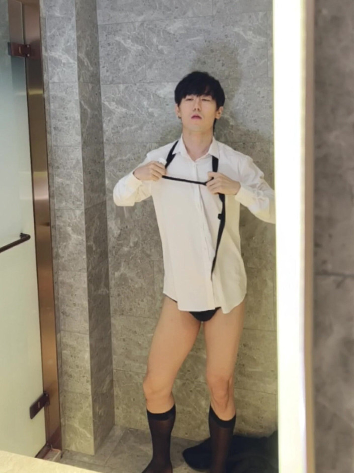 relive: Спокуса у ванній кімнаті