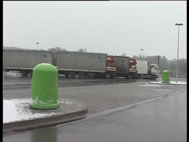 Lucky Cooch: Young hitchhikers interviewed on the highway