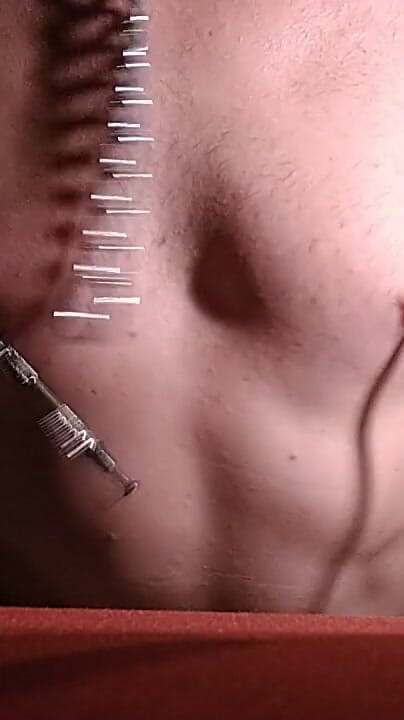 Nipple Squeezing (Vlakik SM gay) Nipple Squeezing (Vlakik SM gay)