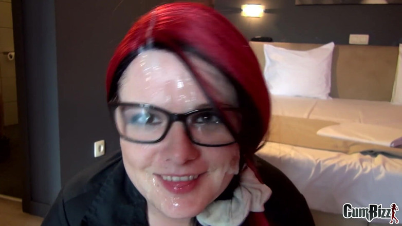 Cumbizz: Dutch office slut takes on employees blowbang