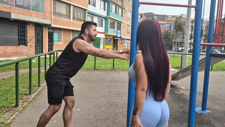 AlejandraPalacios: Se Lo Di Al Amigo De Mi Marido, Después De...
