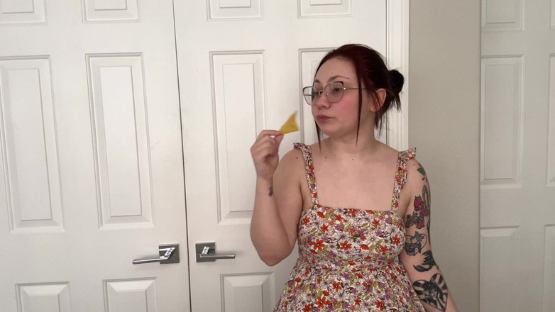 Lenna Lux: 내 수축된 간식