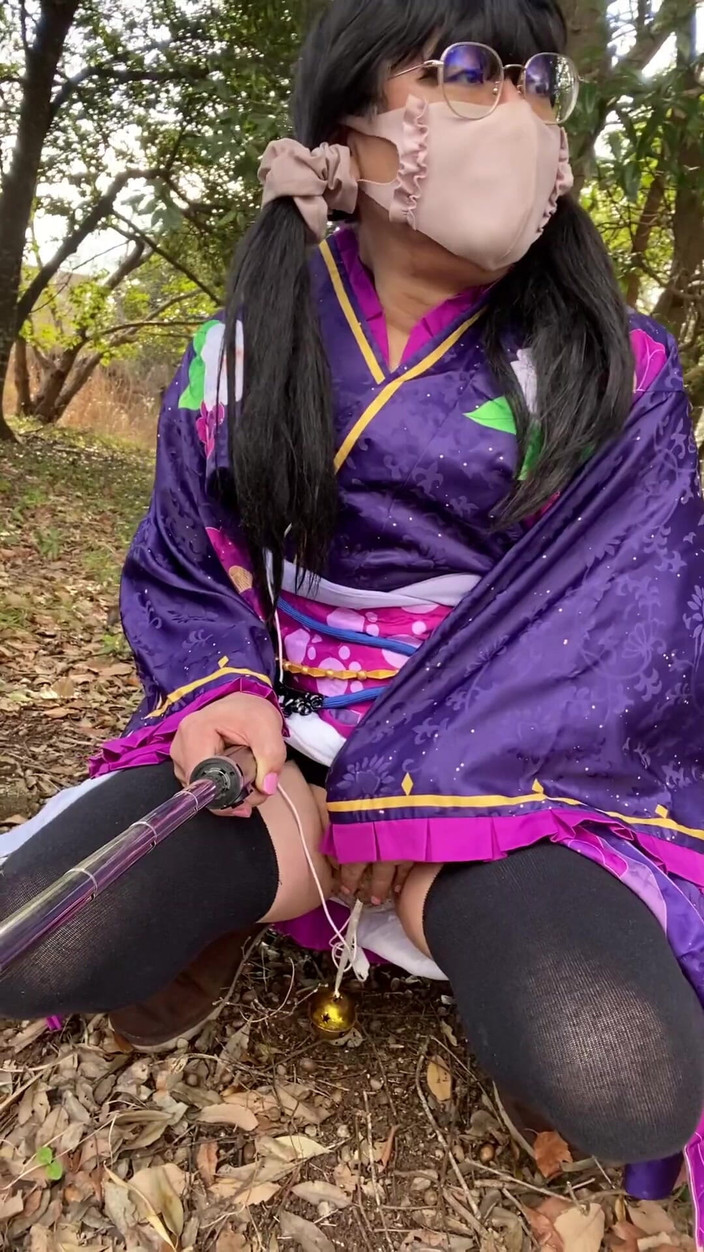 megu2002: N°104 Une beauté fantôme de kimono apparue à la campagne hivernale...