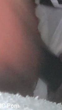 Walenie mojej cipki z dużym dildo cumming jęczy ciężko