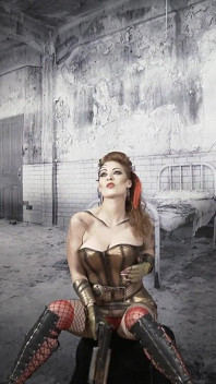 Isabella Lui - 393 - Photoshoot Backstage