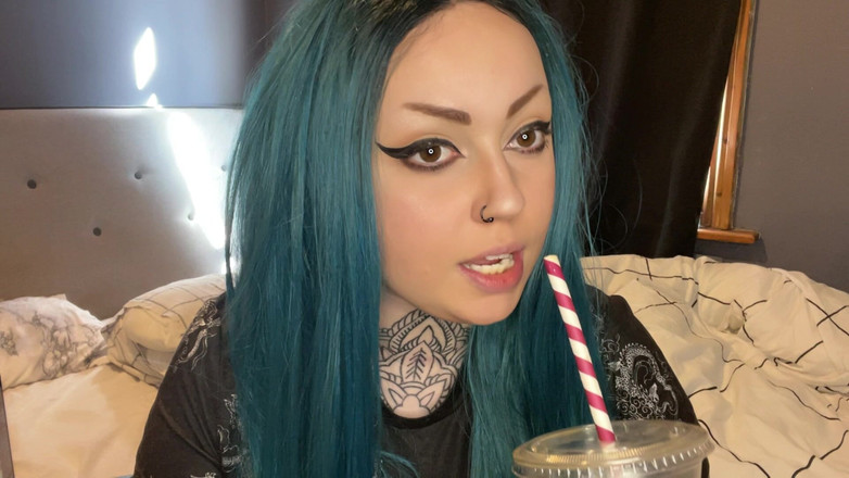 Miss Valentina: Compre My Iced Latte Bitchboy