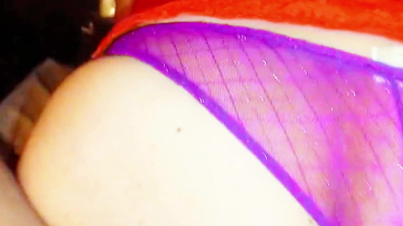 Milfta boohot: Người phụ nữ trưởng thành nóng bỏng cỡi ngựa