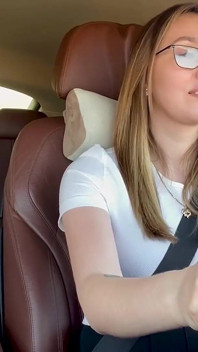 Let me thank you with a blowjob ? OK! Stepmother off her stepson for driving lessons