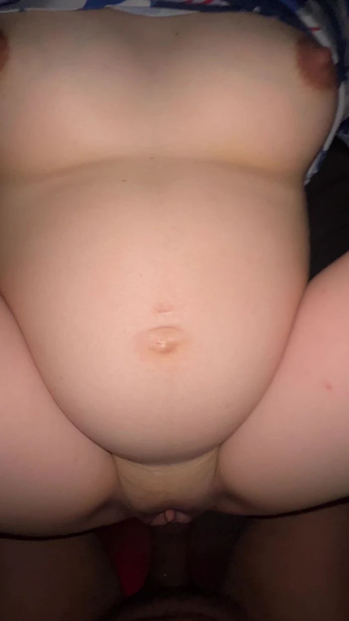Pregnant milf porno videoları, 3  Faphouse