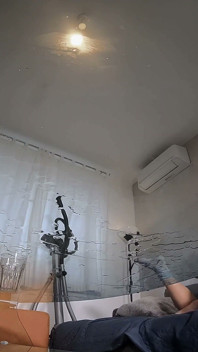 Eine Mitschülerin kam in mein Zimmer, um mich zu unterrichten. Ich habe ihn beim ficken auf der kamera erwischt dada deville