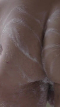 屁股玩Bliss