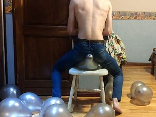 Floatie Boy: 弹出大量的芭蕾舞 - 定制视频