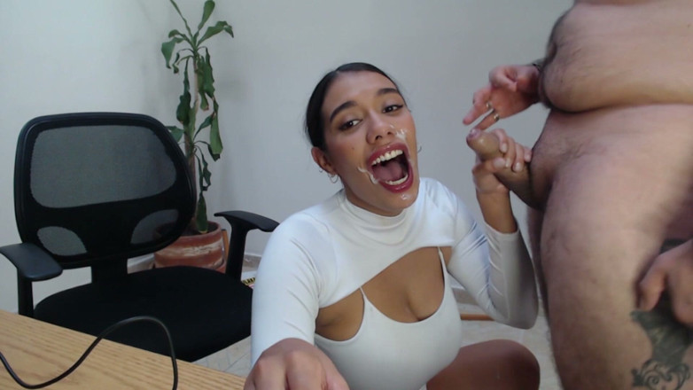 Catalina Days: Secretary Blowjob