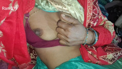 Rakesh: Bhabhi urinato nel campo