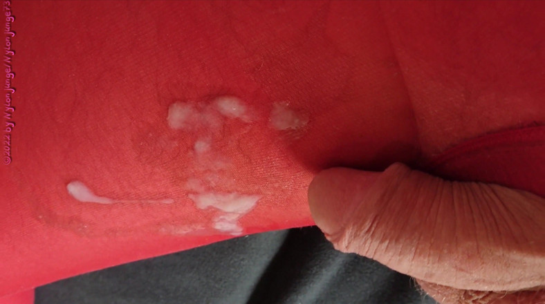 Carmen_Nylonjunge: Nylonjunge loves the red pantyhose 3 ** Sperm **