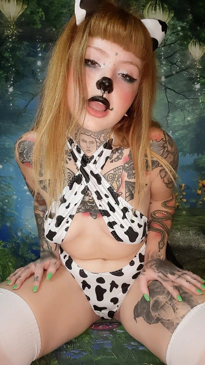 Yourfavecumslut: Süße kuh cosplay, pOV-reiten, tittenwichsen, blowjob