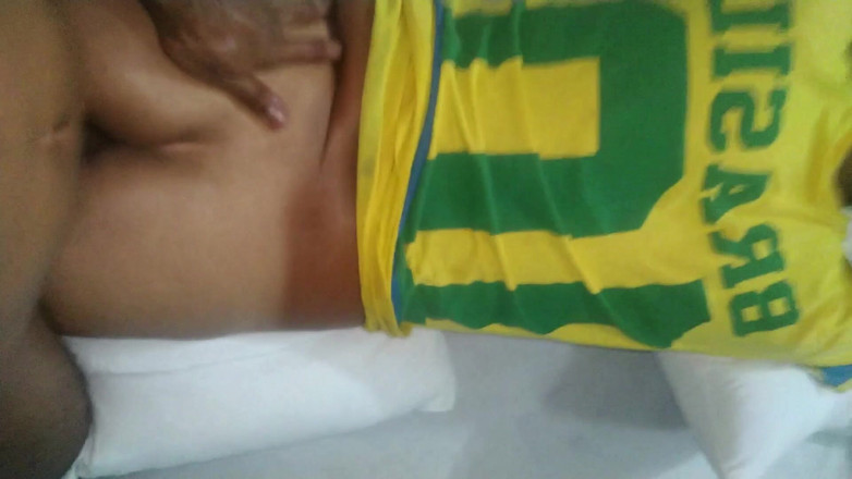 MiguellTrajano: बड़े लंड वाली खिलाड़ी बिना पूछे अंदर आ गई और पड़ोसी के पति को गर्भवती कर दिया