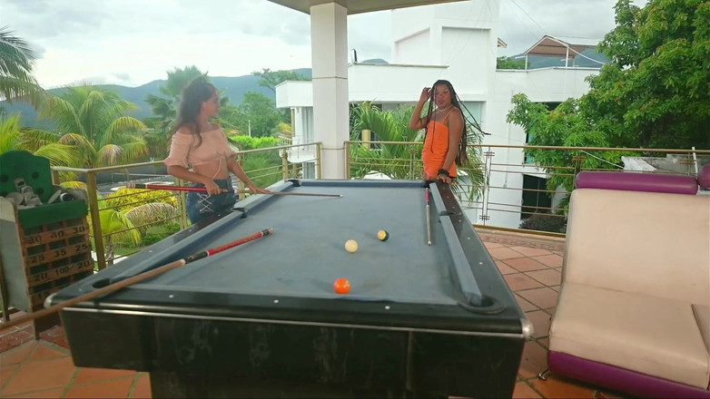 Good Girls Mansion: पूल गेम हारने वाले अंत में हावी हो रहे हैं और हस्तमैथुन कर रहे हैं