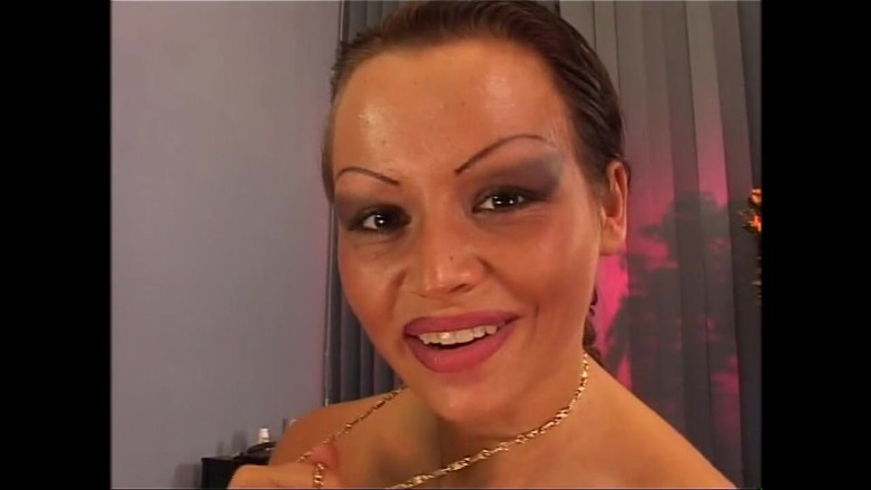 MMV films - The Original: Mooie rondborstige hete brunette wordt goed geneukt door een grote...