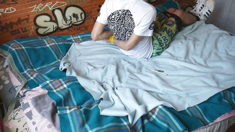 Ethan Alex: 알렉스는 무료로 휴식하기 위해 고군분투, 결국 젖을 가져옵니다