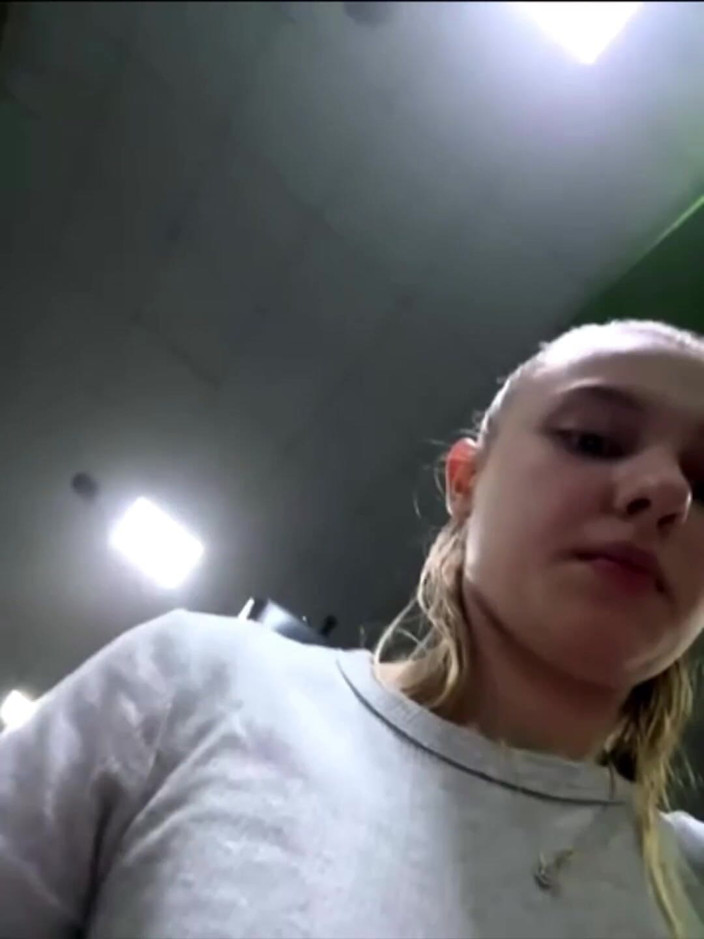 JuiceLussie: Extreme Fucking with Trainer in the Gym