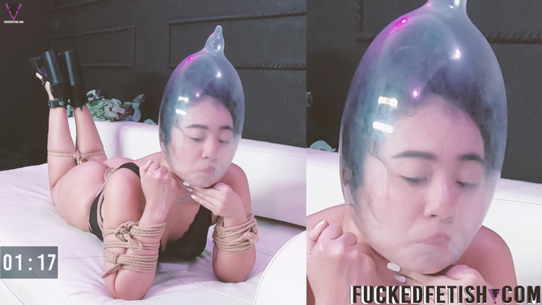 Fucked fetish: Prezervatif nefesli yoga cobra moni lee aptal yüzü eğitıyor