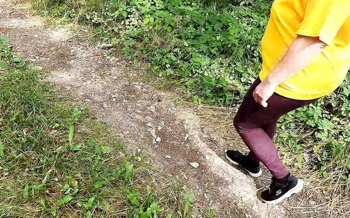 Bouncy Tits Action: Topless Hiking - Hard Titslapping - Cumshot