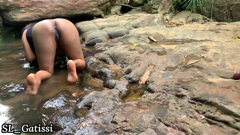 SL Gatissi studio: Beautiful Sri Lankan Teen Fucked in the Jungle