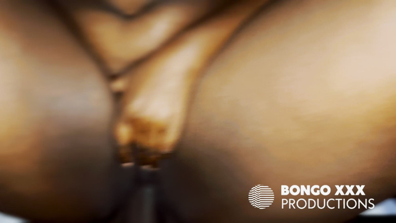 BongoXXX: 거유 줄루 할머니 오르가즘