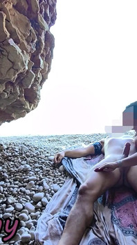 Flashing My Pussy in Front of a Guy in Public Nudist Beach and He Fucks Me and Gives Blowjob - It's Very Risky - Misscreamy