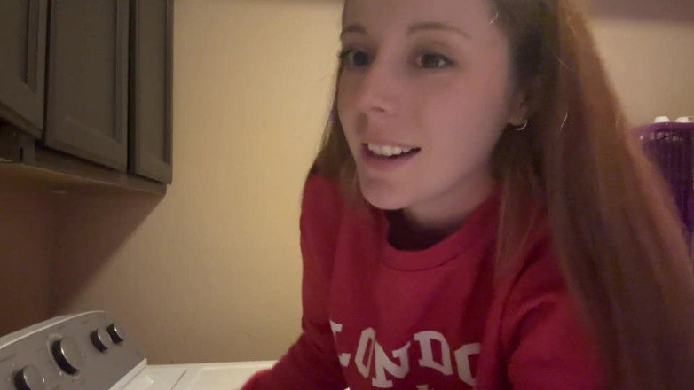 Nadia Foxx: Humping the Fuck Out of My Air Bnbs Dryer Until...