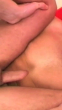 Cewek seksi lurus masturbasi sama sahabatnya sendiri