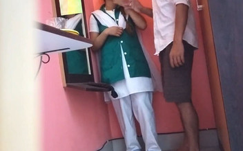 Fantacycutting: Studentessa del college e il suo fratellastro fanno una scopata...