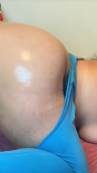 Senin tarafından sikilirken sigara içmeyi ve fışkırtmayı seviyorum baba! Thats My Fetish