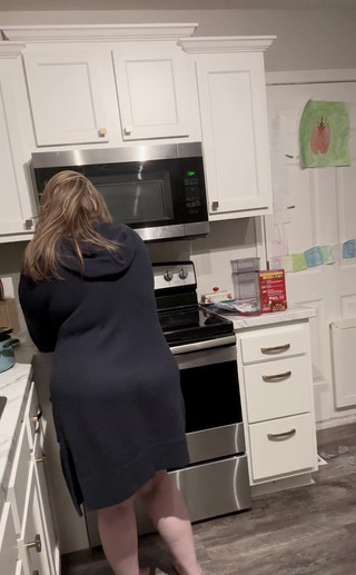 KinkyKatie: Ráda nosím oblečení, které vám umožní snadný přístup!