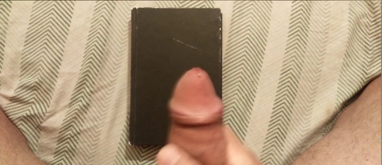 Lo Zborro: 我的淫荡邻居把我的内裤扔在阳台上。