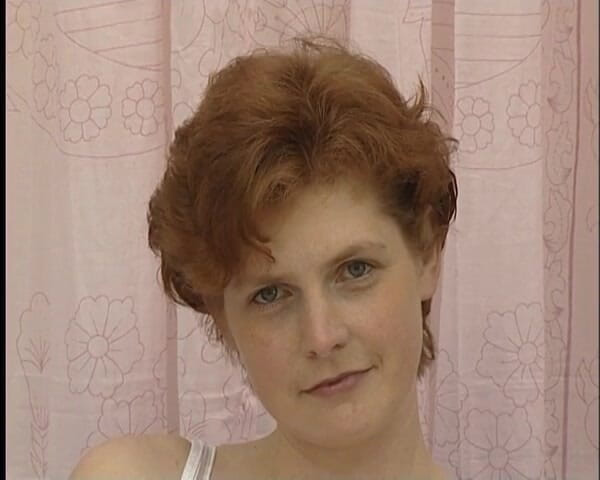 YOUR FIRST PORN: Screaming Dildo Anne
