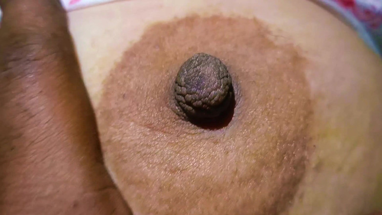 Catchybusty: Bhabhiji Want Chudai 和她的邻居合集